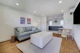 Highly walkable 1 BR | Rice Village - Image 2