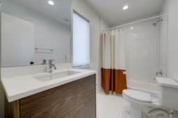Most walkable area in Houston - 1 BR near Rice - Image 3