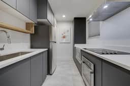 Newly Renovated Studio with full kitchen - Walk to Rice U - Image 4